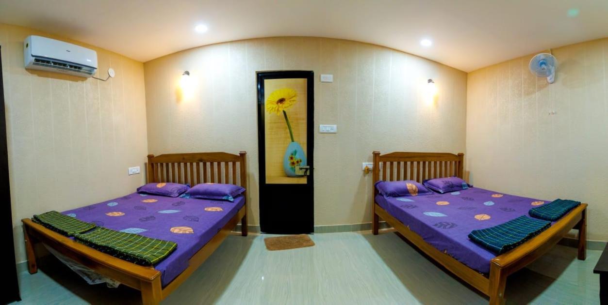 Hangout Kalyanpur Exterior photo