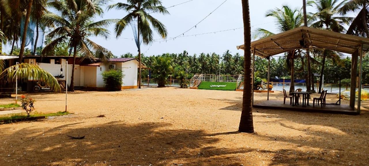 Hangout Kalyanpur Exterior photo